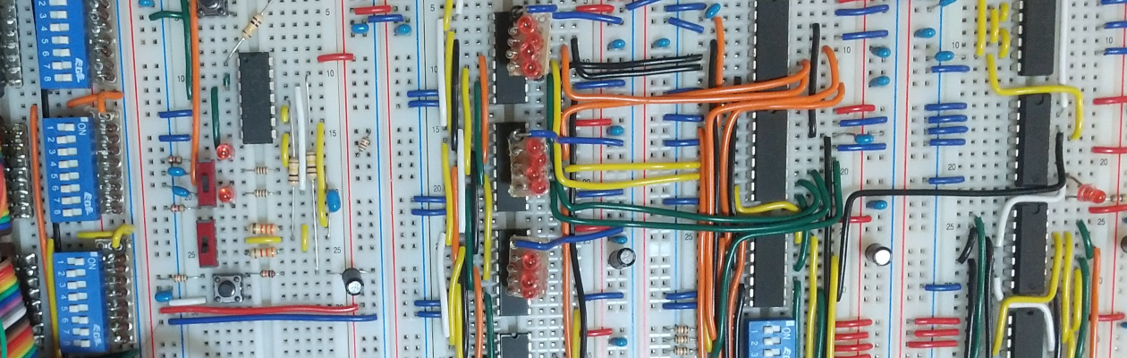 4bitマイコンTD4をブレッドボードで試作